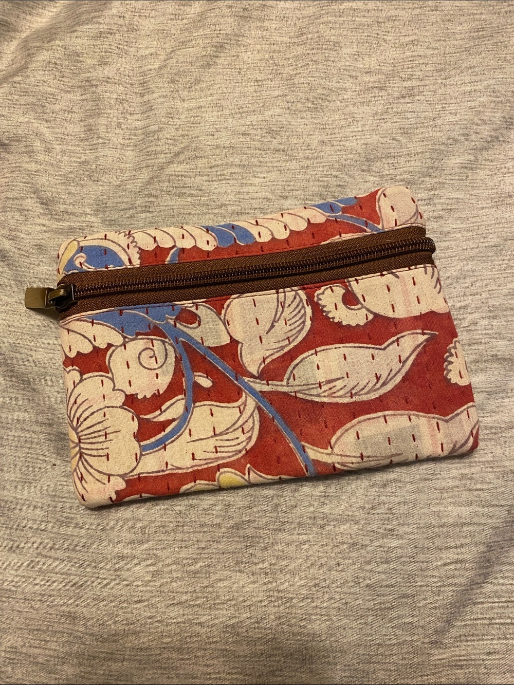 Sari Bari Small Pouch Bag w/ Zipper Closure